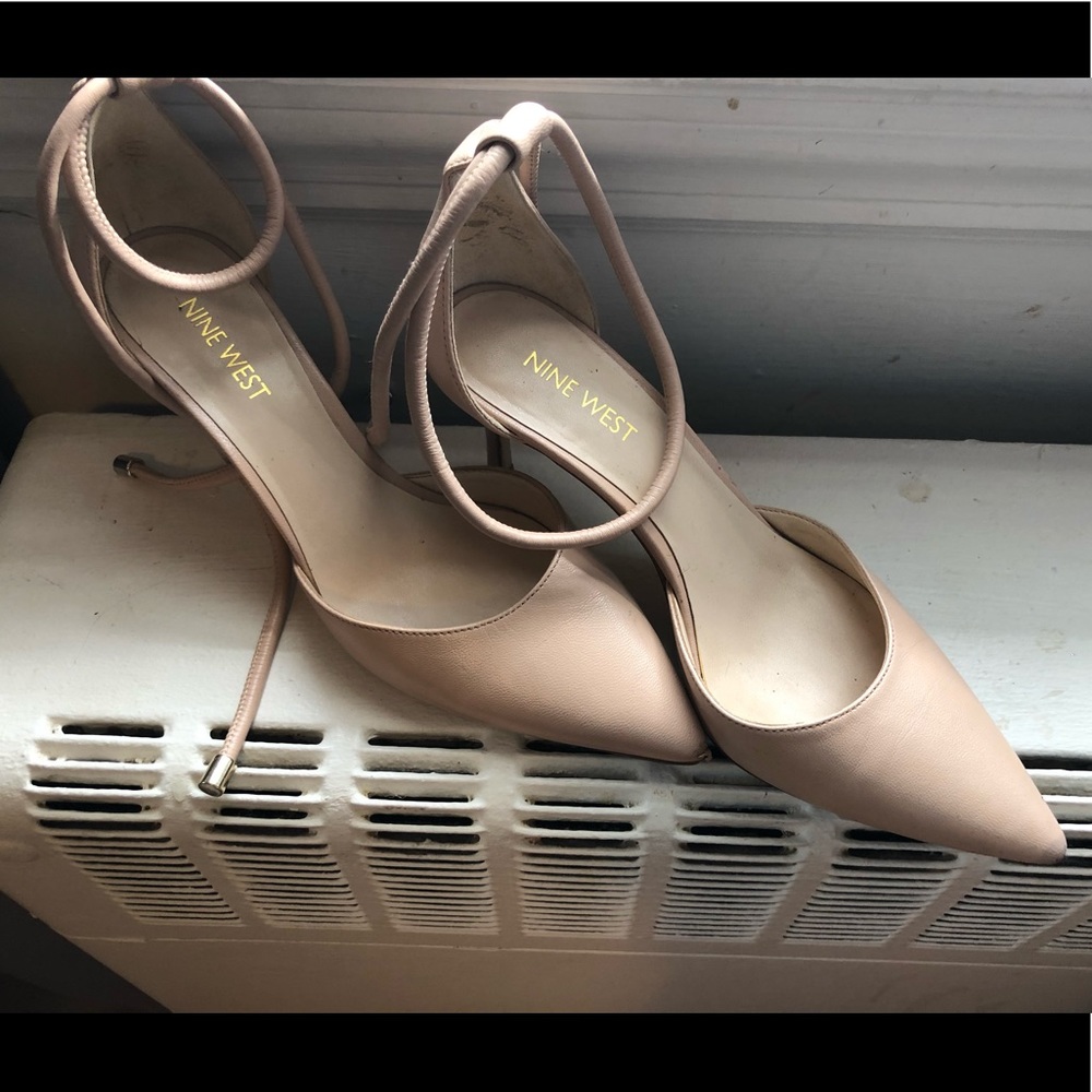 Nine West Nude Pump